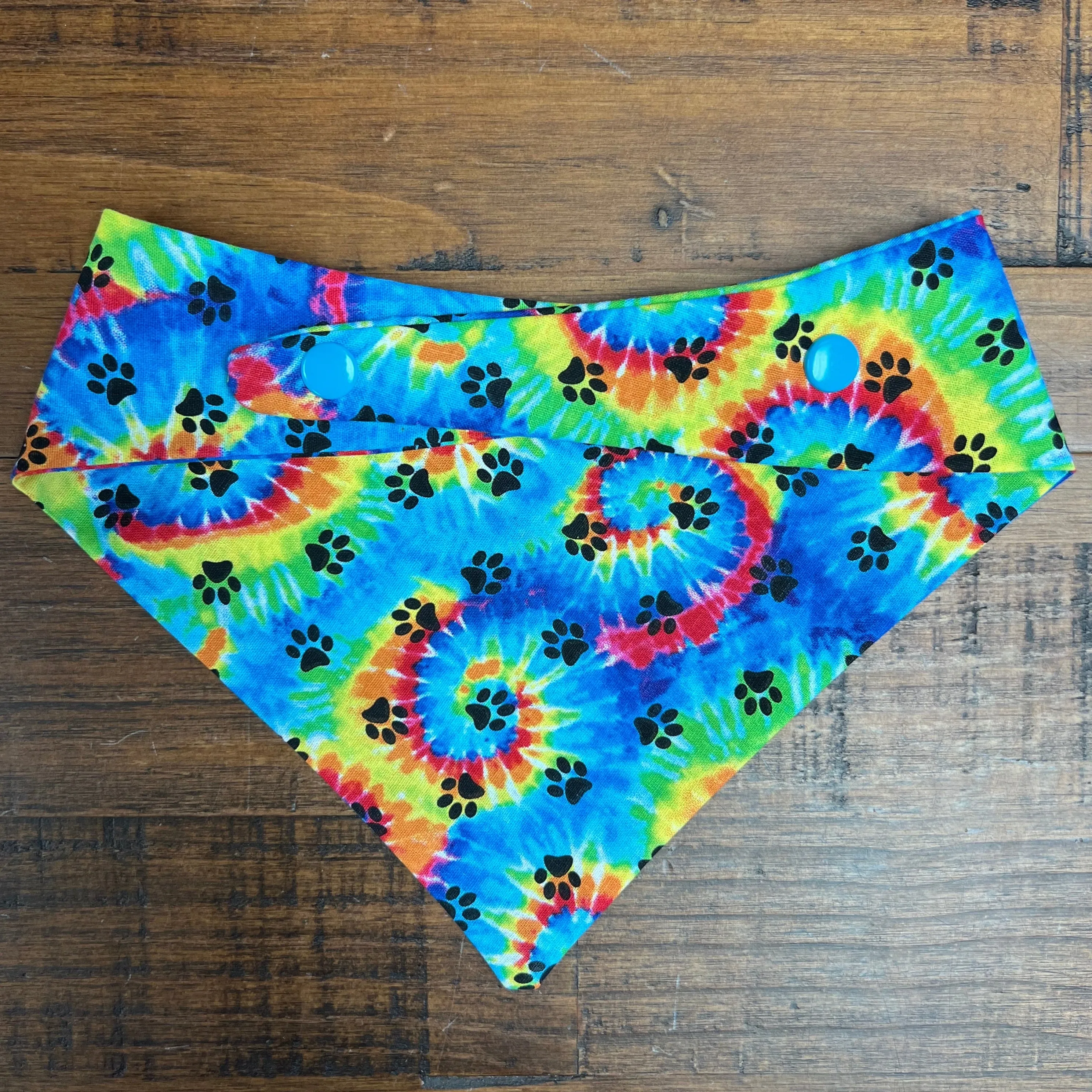 Snap On Dog Bandana - Tie Dye Paw Prints