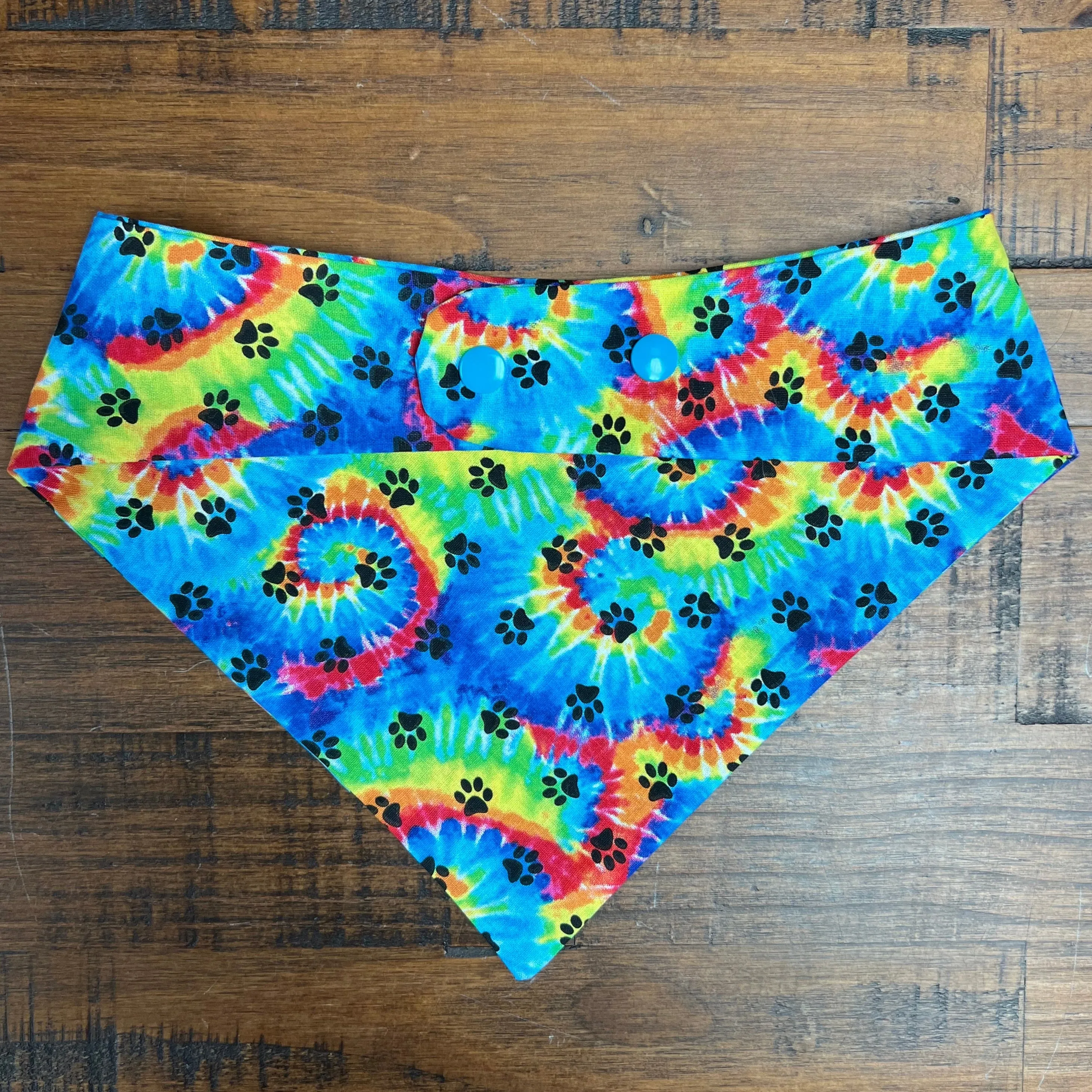 Snap On Dog Bandana - Tie Dye Paw Prints